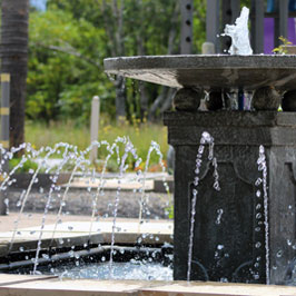 Capri Water Feature, Cement